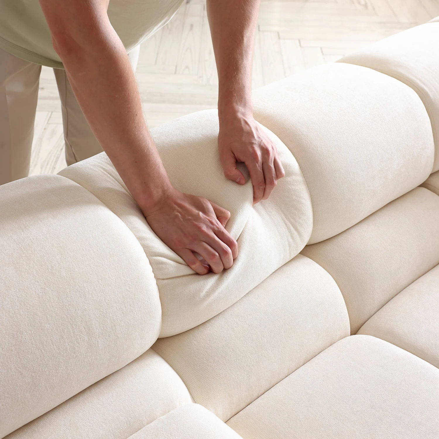 Amora Sectional - Image 22