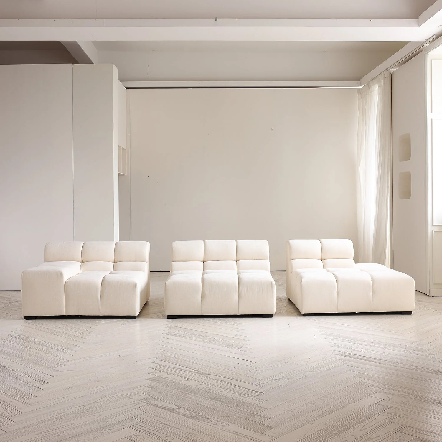 Amora Sofa Lounge - Image 13
