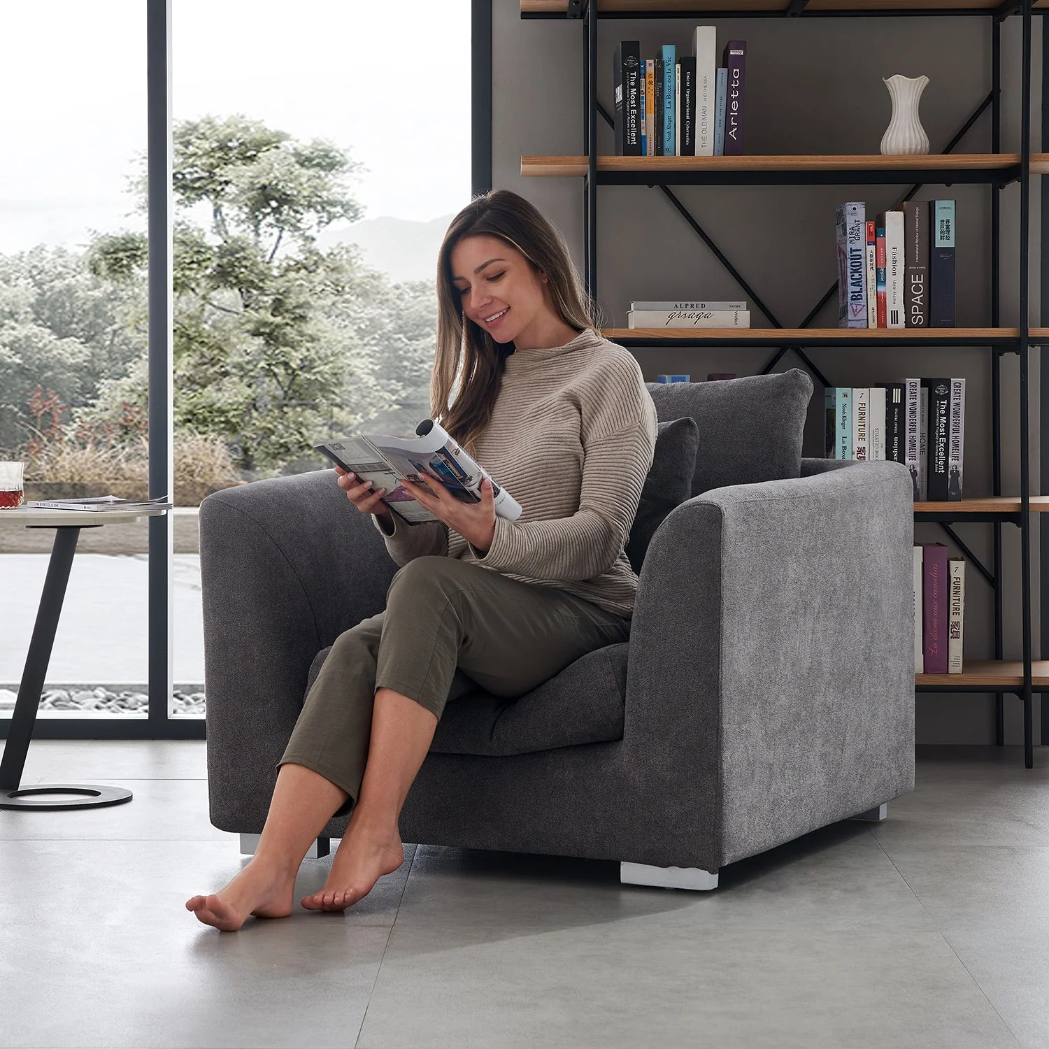 Feathers Armchair - Image 13