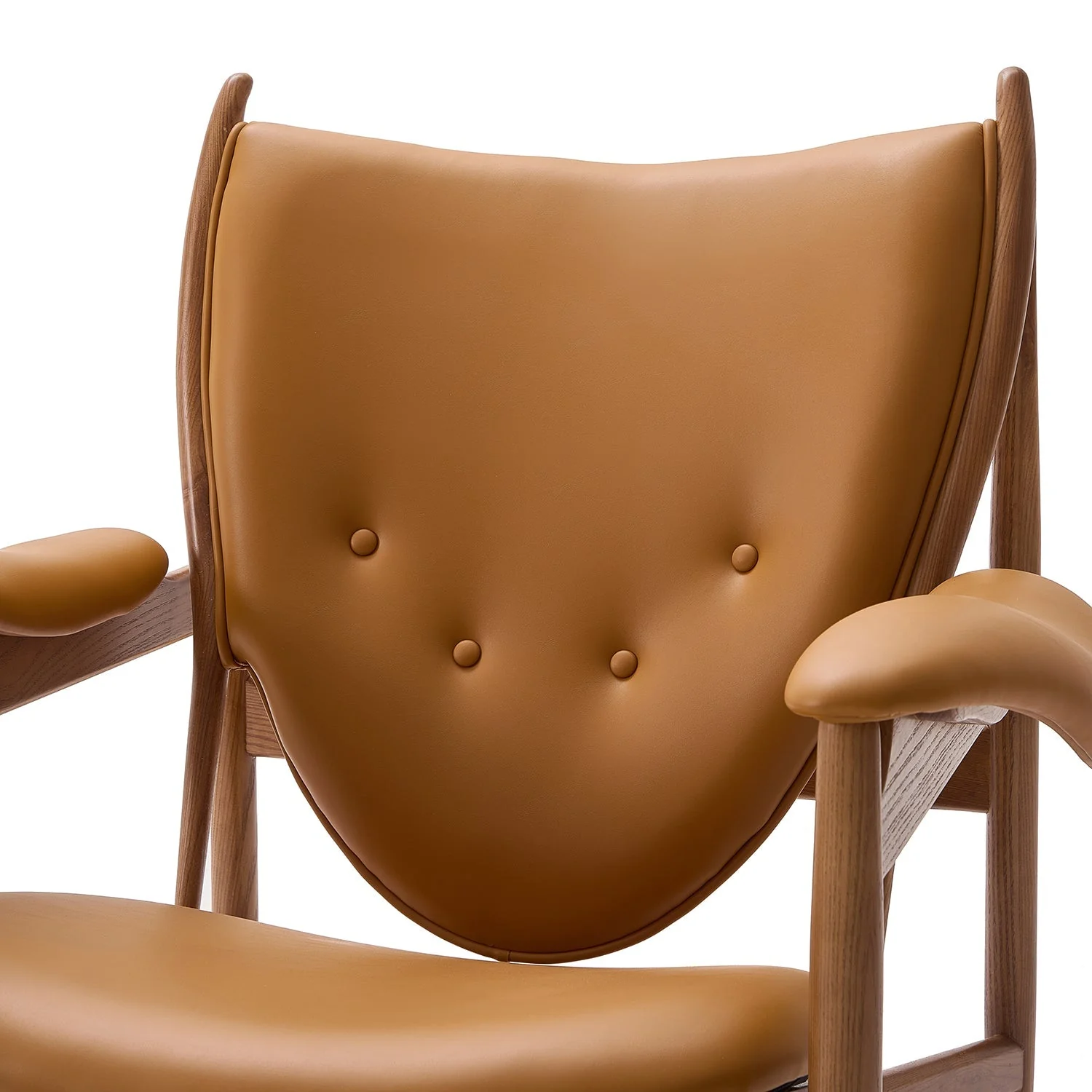 Matteo Tuft Chair - Image 15