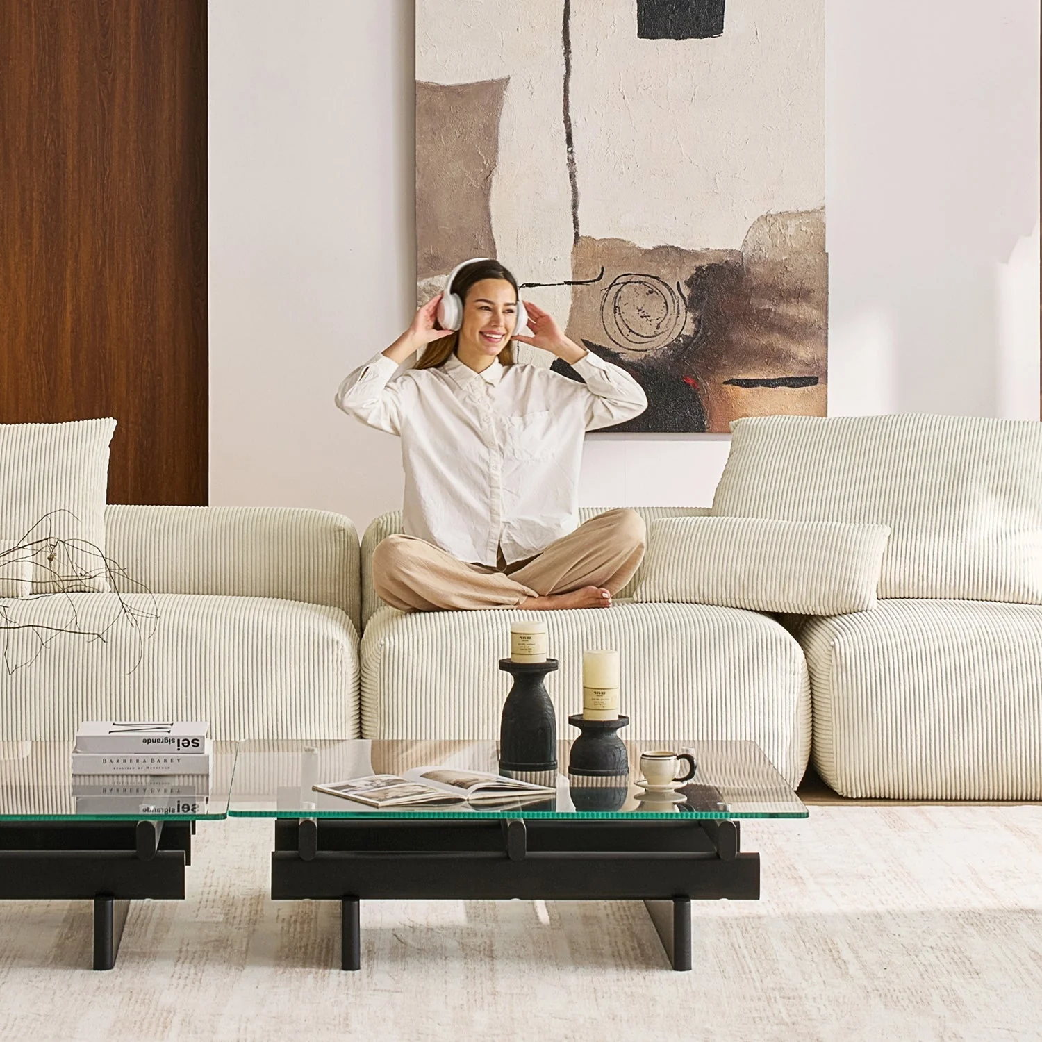 Mellow Closed Sectional - Image 81