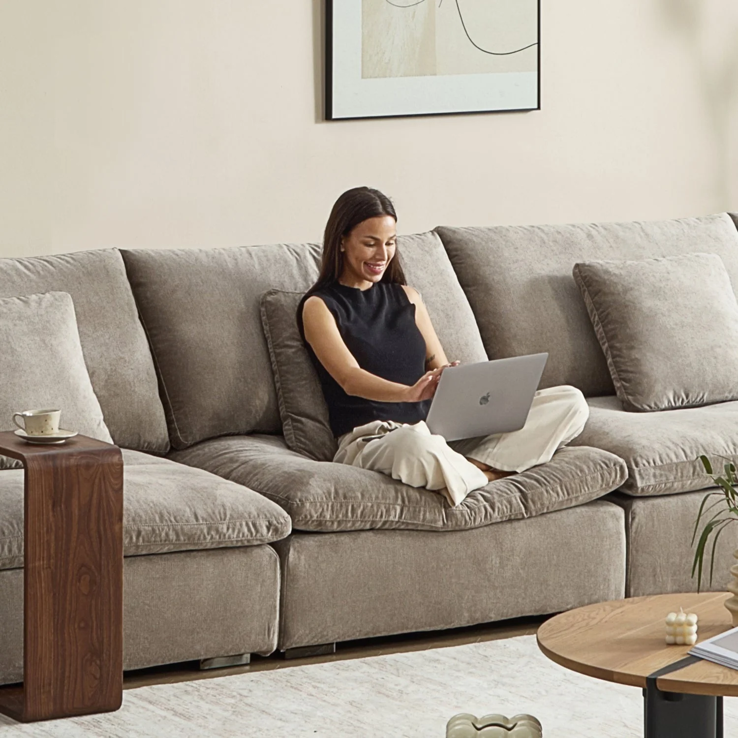 Tivoli Cloud U Closed Sectional - Image 93